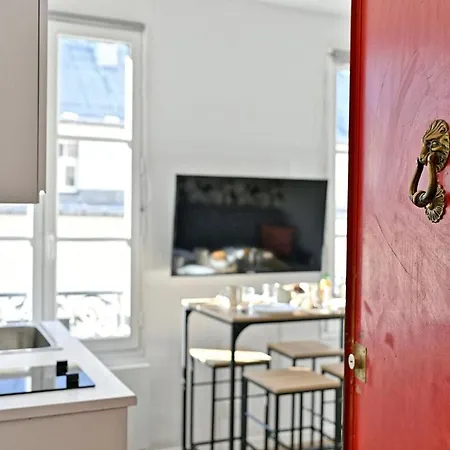 Convenient Near Gare De Lyon Appartamento